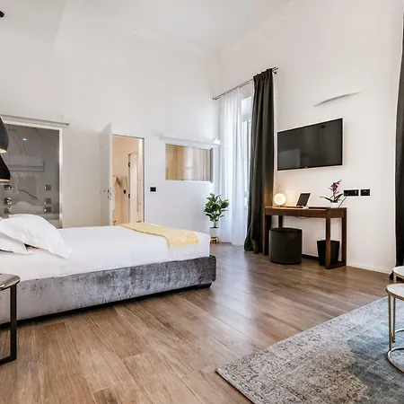 By The First - Luxury & 3* Специя