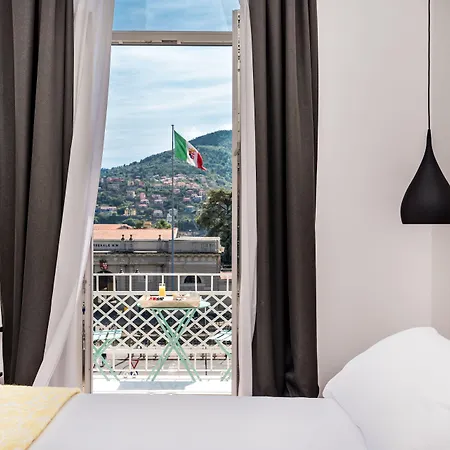 By The First - Luxury & Guest house 3*