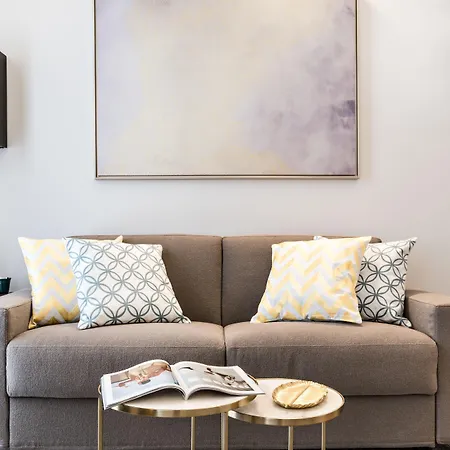 Guest house By The First - Luxury & 3*