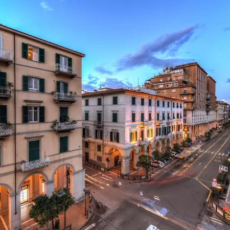 By The First - Luxury & Vendégház 3*