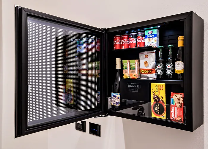 By The First - Luxury & 3* Λα Σπέτσια