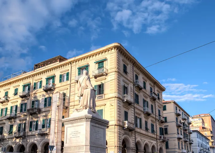 Πανσιόν By The First - Luxury & 3*