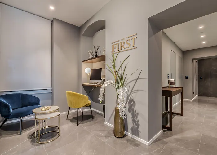 By The First - Luxury & 3* La Spezia