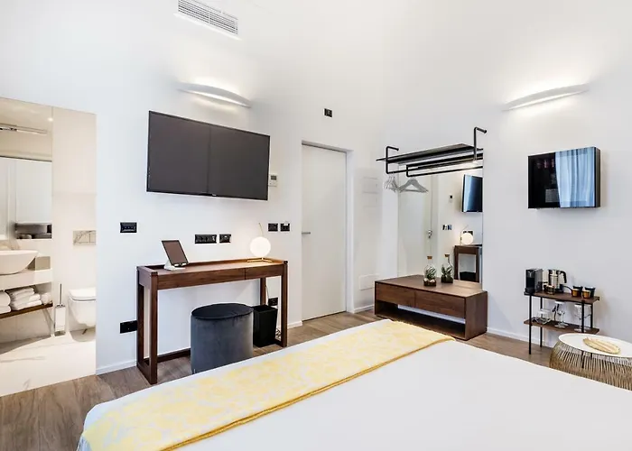 Pensionat By The First - Luxury & La Spezia