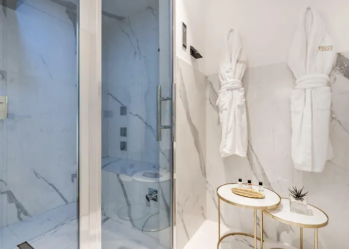 By The First - Luxury & Pensionat 3*