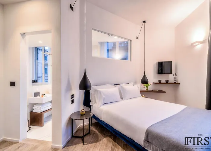 By The First - Luxury & Pensionat La Spezia